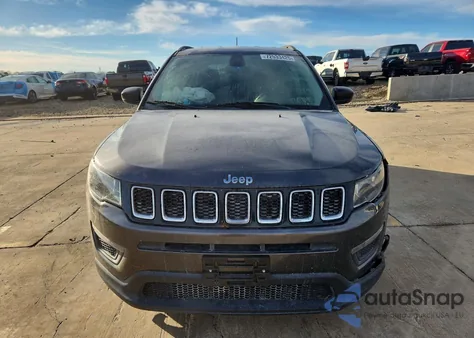 2017 Jeep Compass Sport z USA, uszkodzony, nr VIN 3C4NJCAB7HT668543